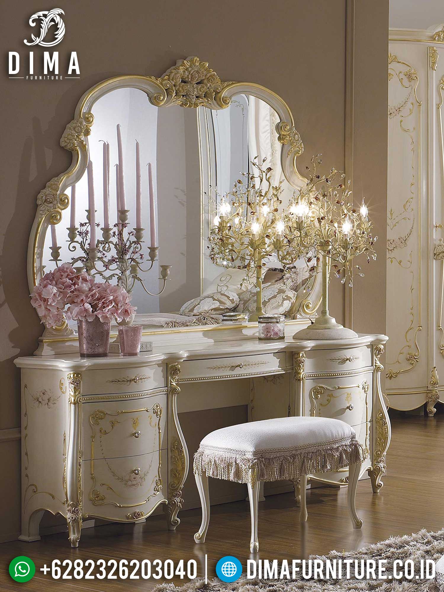 Desain Meja Rias Mewah Versailles Luxury Premiere Style Jepara TTJ-1410